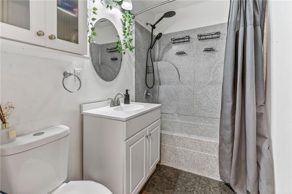 813 South Main Street Liberty, MO 64068 - Photo 13 of 32