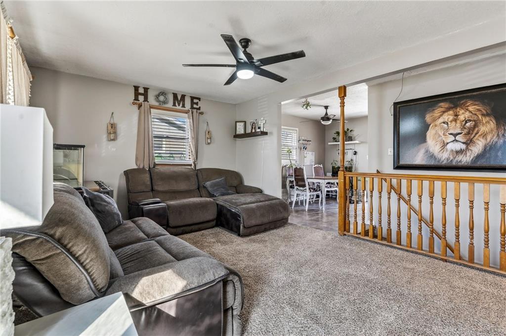 813 South Main Street Liberty, MO 64068 - Photo 4 of 32