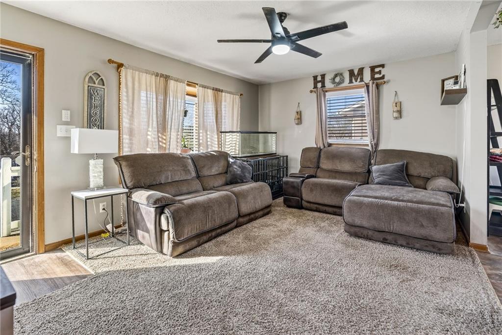 813 South Main Street Liberty, MO 64068 - Photo 5 of 32