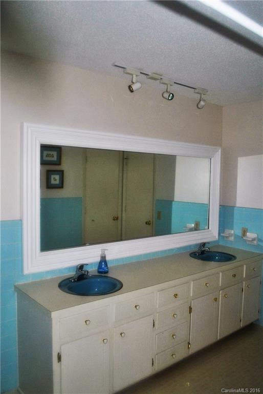 673 South Oak Ridge Road Oakboro, NC 28129 - Photo 11 of 24 Gallery Image 11