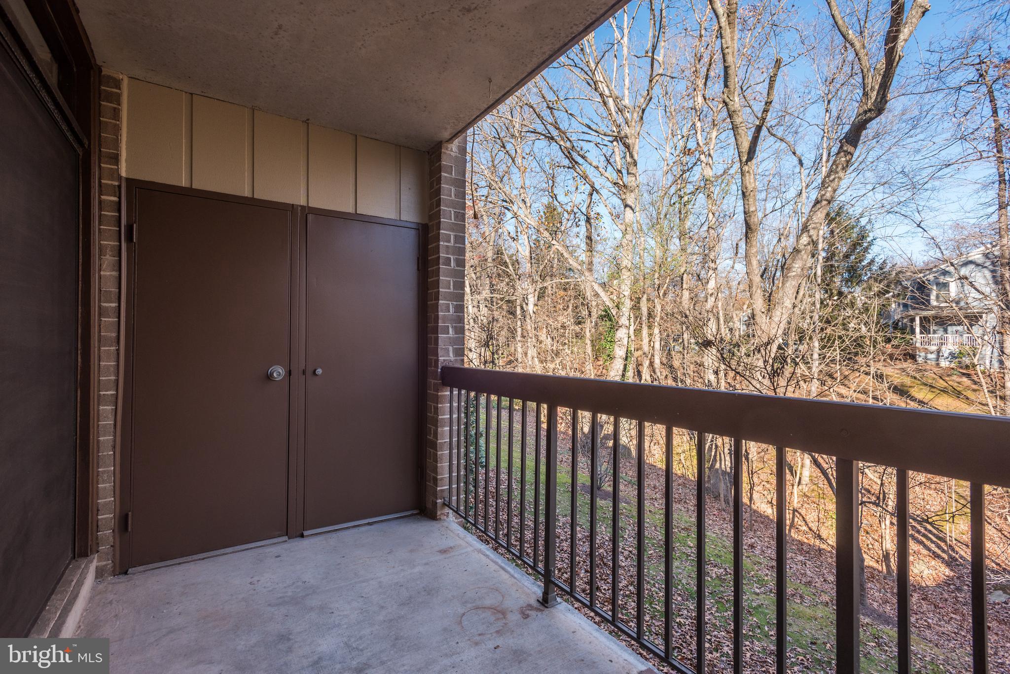 1663 Parkcrest Circle, Unit 5B/200 Reston, VA 20190 - Photo 26 of 30