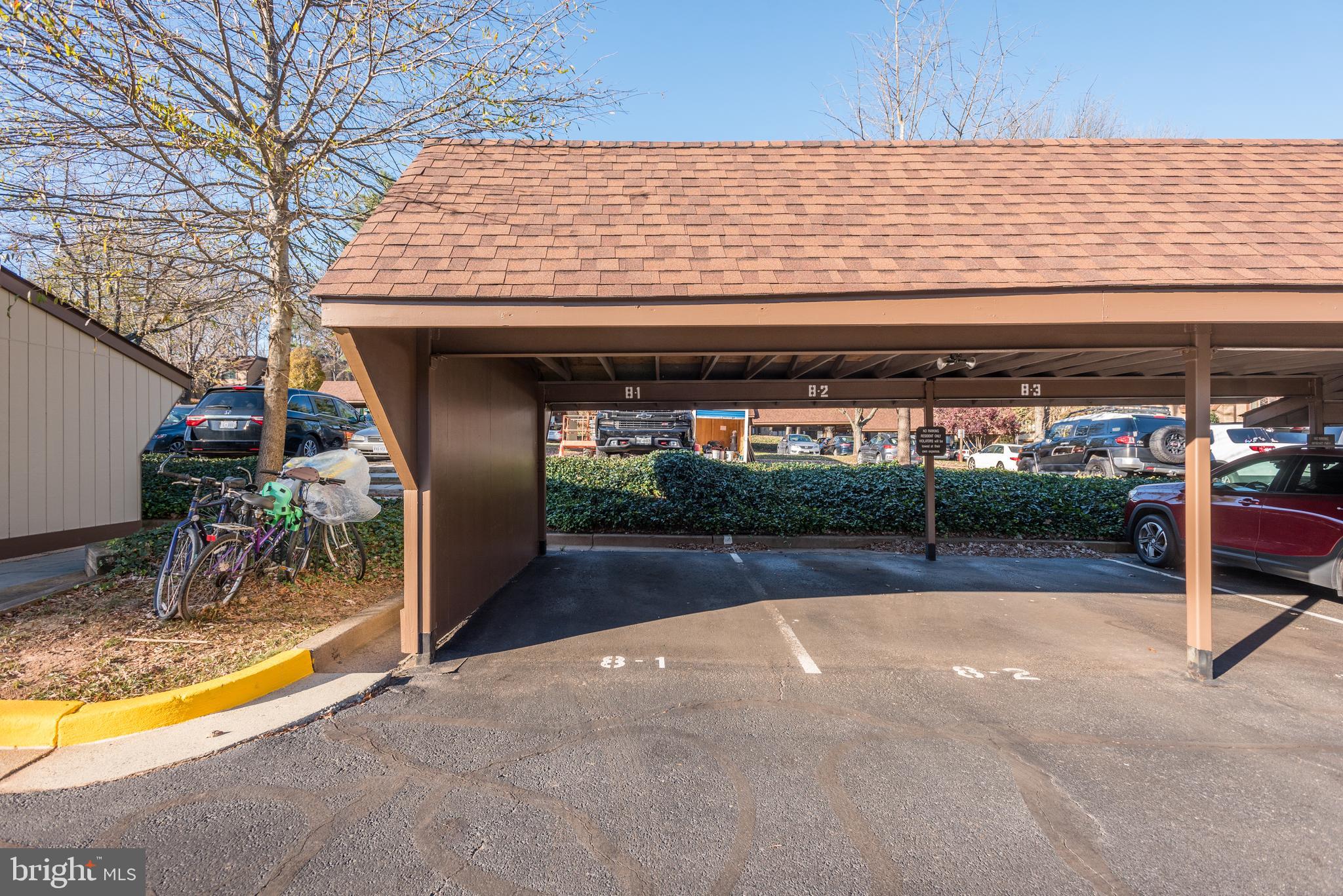 1663 Parkcrest Circle, Unit 5B/200 Reston, VA 20190 - Photo 28 of 30