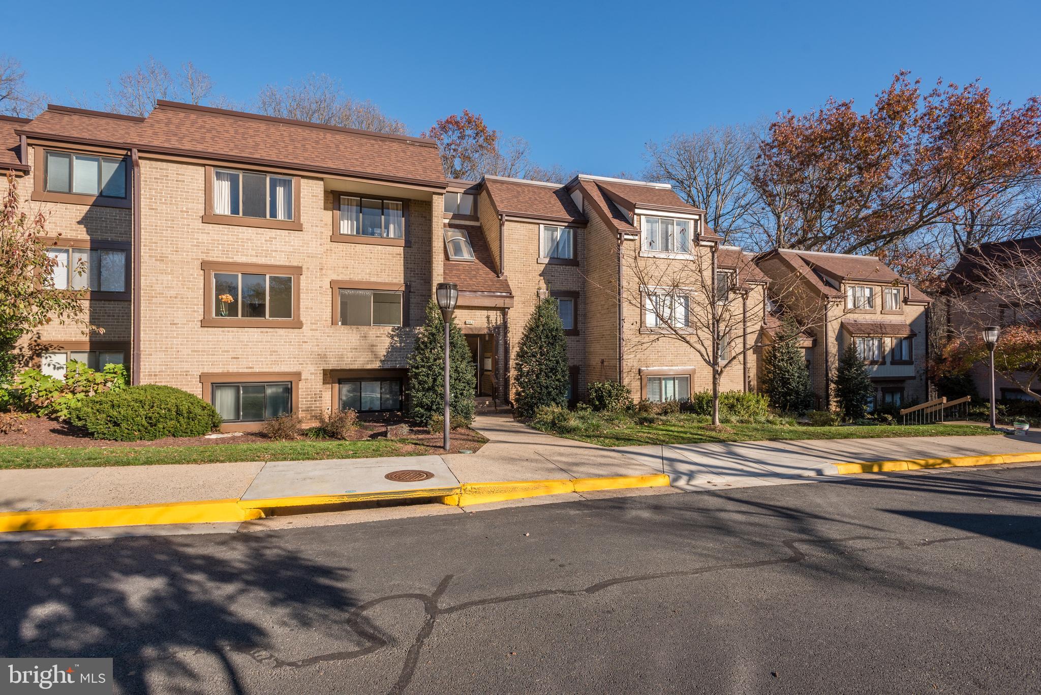 1663 Parkcrest Circle, Unit 5B/200 Reston, VA 20190 - Photo 30 of 30