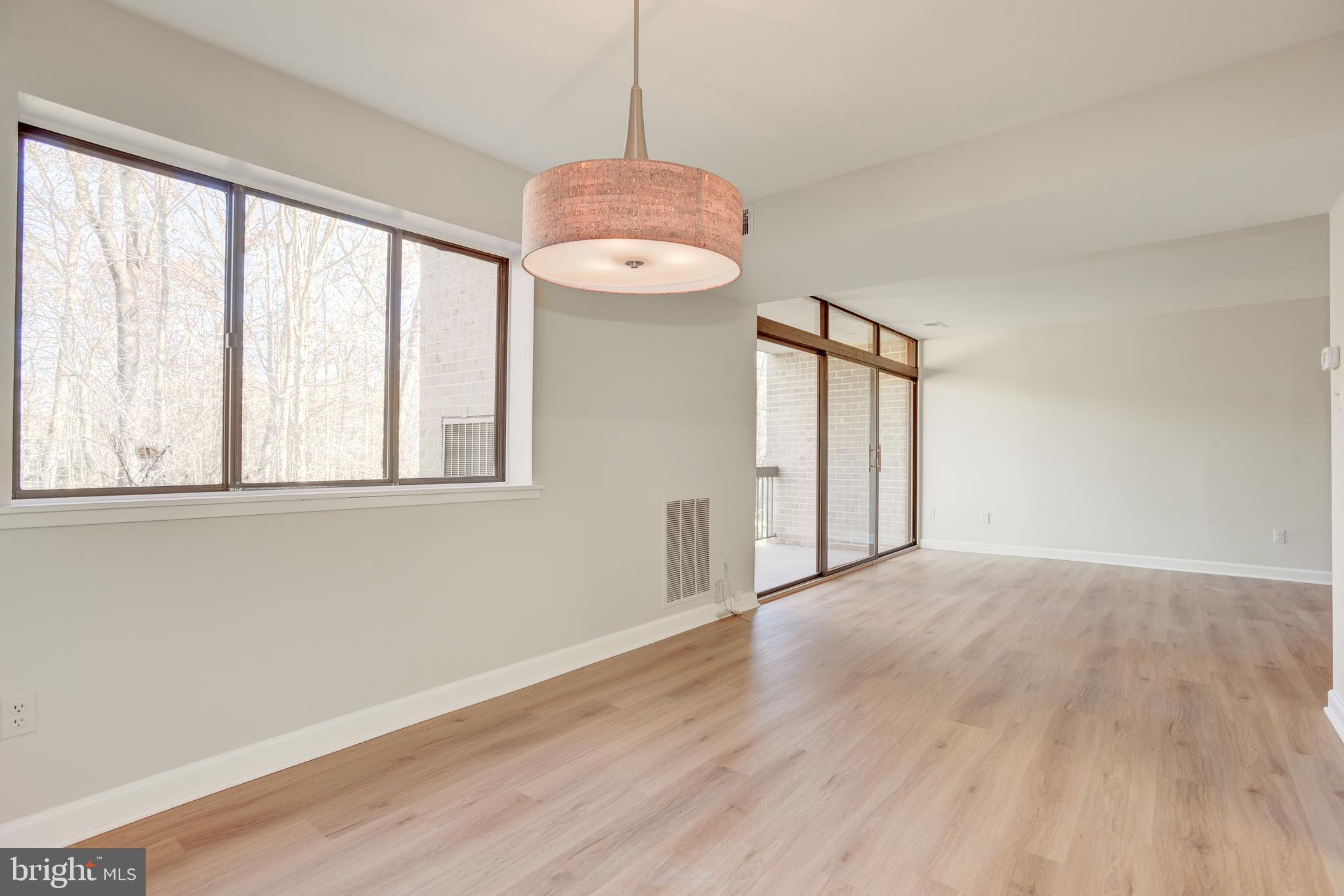 1663 Parkcrest Circle, Unit 5B/200 Reston, VA 20190 - Photo 8 of 30