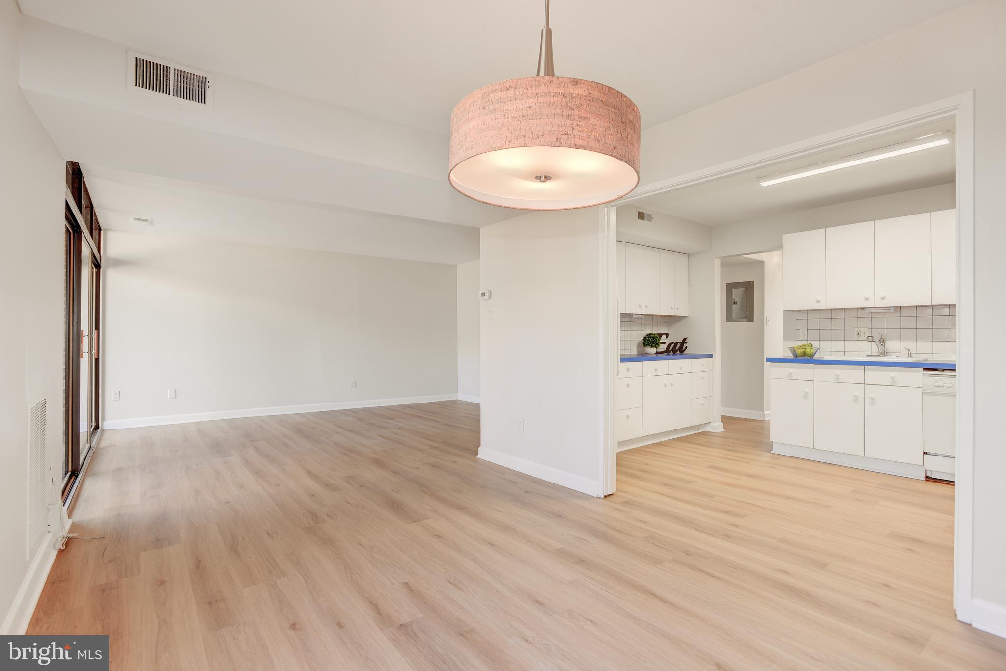 1663 Parkcrest Circle, Unit 5B/200 Reston, VA 20190 - Photo 9 of 30