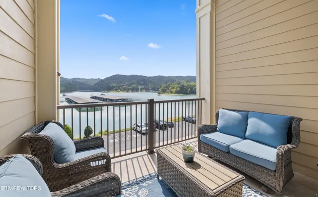 $899,000 | 424 Waterside Circle, Andersonville, TN 37705