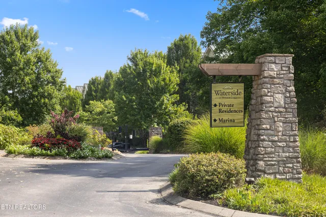 $899,000 | 424 Waterside Circle, Andersonville, TN 37705