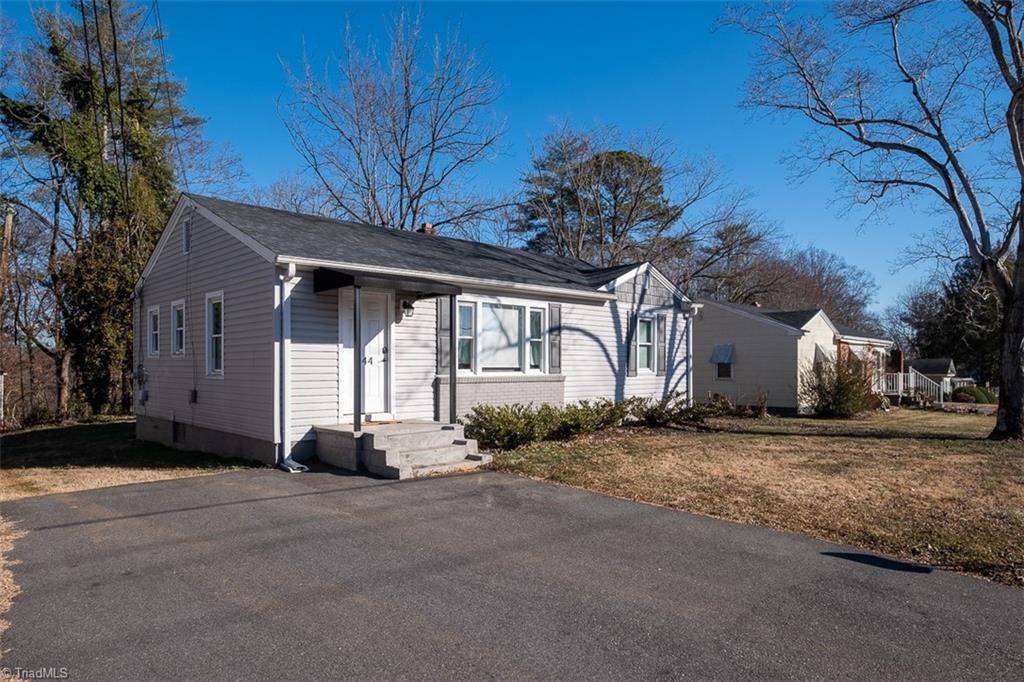 444 Elk Spur Street Elkin, NC 28621 - Photo 3 of 21