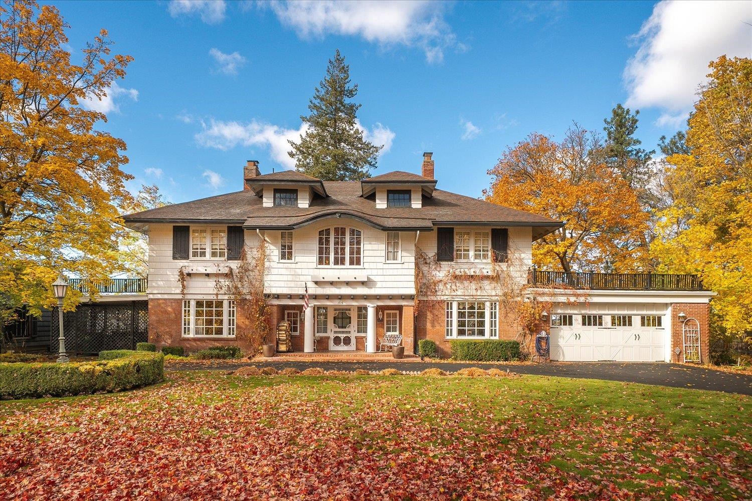 1715 North W Point Road Spokane, WA 99201 - Photo 1 of 44 Gallery Image 1
