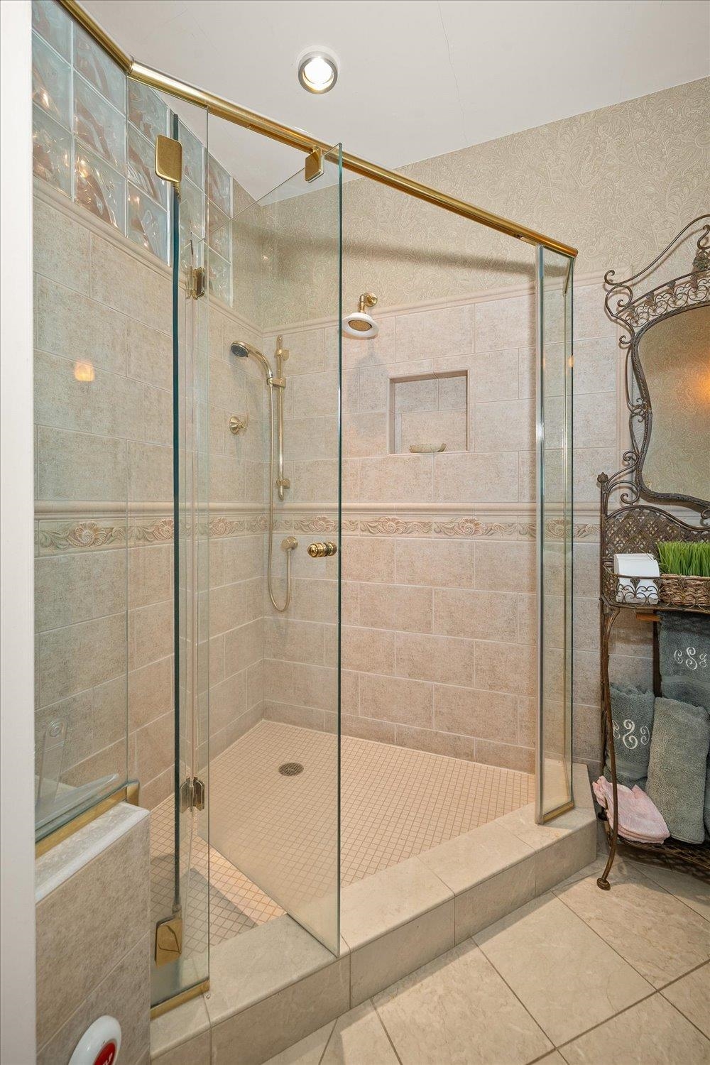 1715 North W Point Road Spokane, WA 99201 - Photo 19 of 44 Gallery Image 19