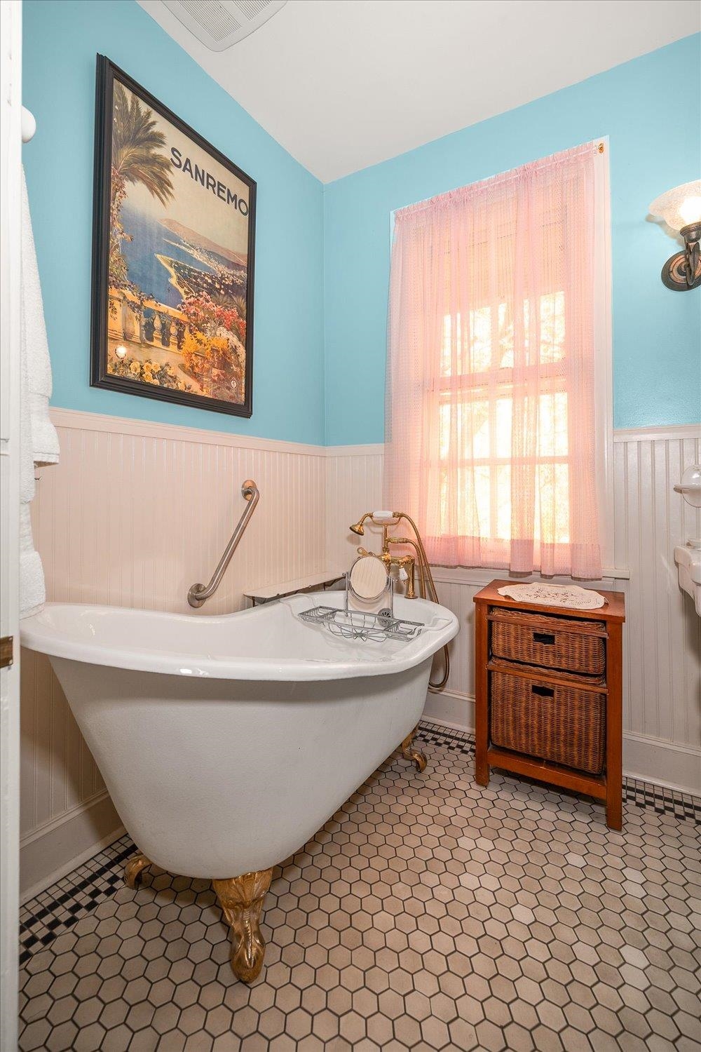 1715 North W Point Road Spokane, WA 99201 - Photo 21 of 44 Gallery Image 21