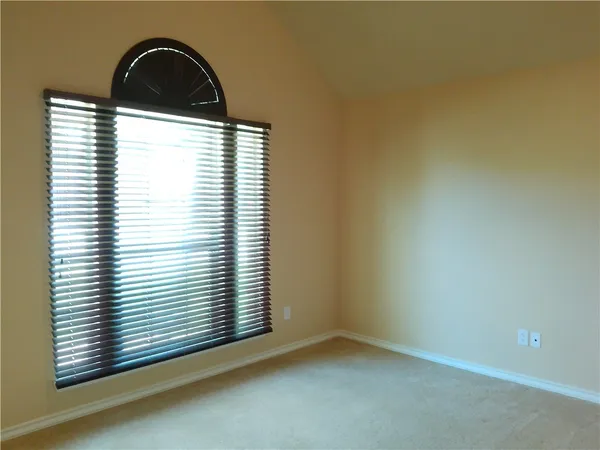 $2,295 | 6009 Suffolk Drive, Corpus Christi, TX 78414