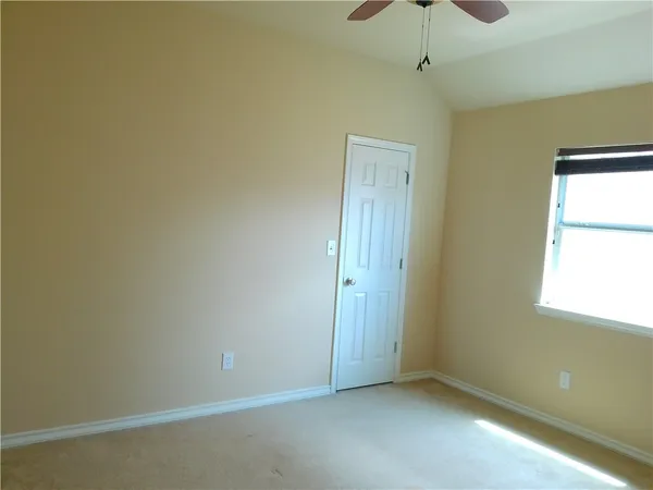 $2,295 | 6009 Suffolk Drive, Corpus Christi, TX 78414