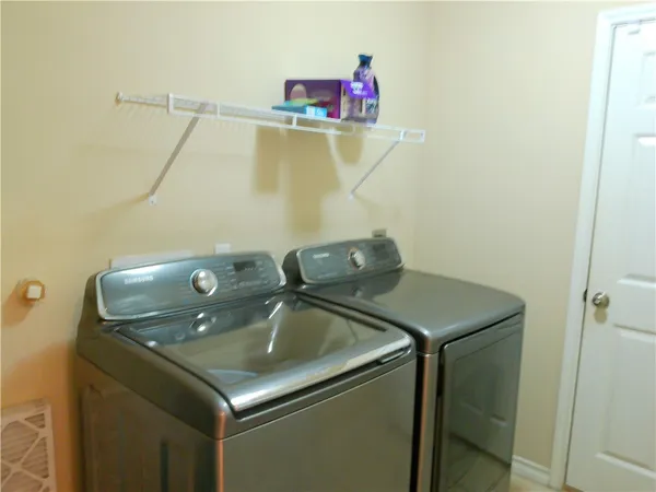 $2,295 | 6009 Suffolk Drive, Corpus Christi, TX 78414