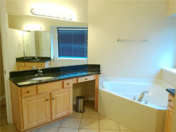 $2,295 | 6009 Suffolk Drive, Corpus Christi, TX 78414