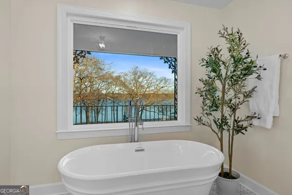 $949,000 | 8294 Shelly Trail, Macon, GA 31220