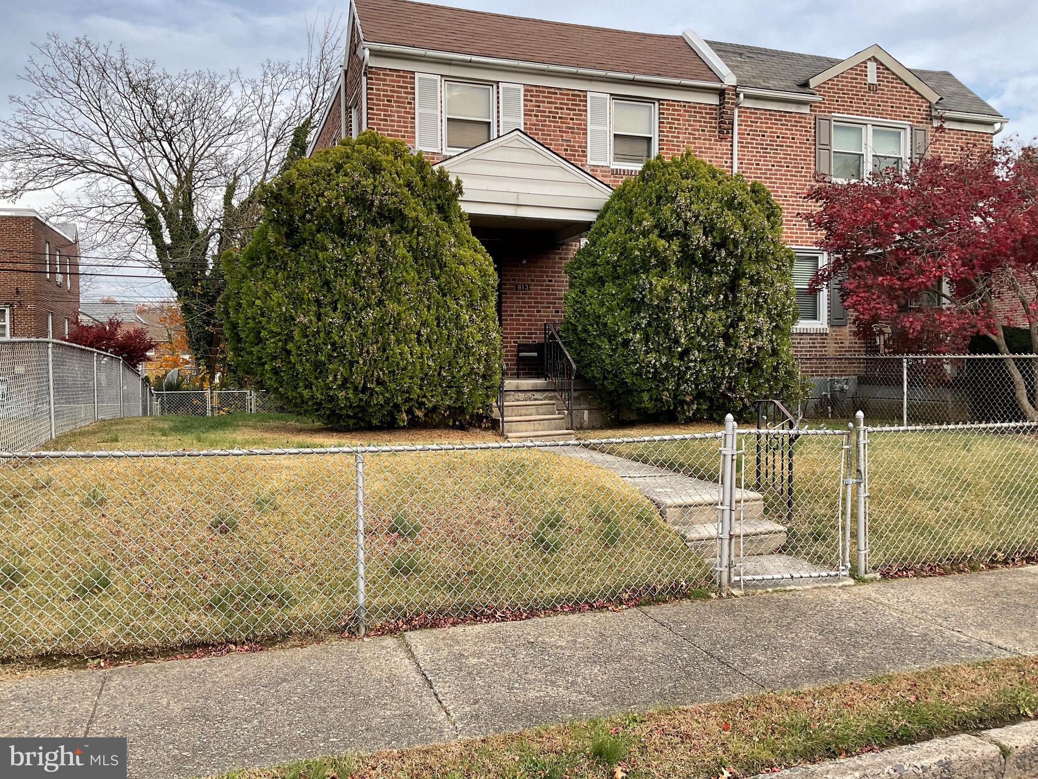 813 Arbor Road Lansdowne, PA 19050 - Photo 2 of 15 a front view of house with yard