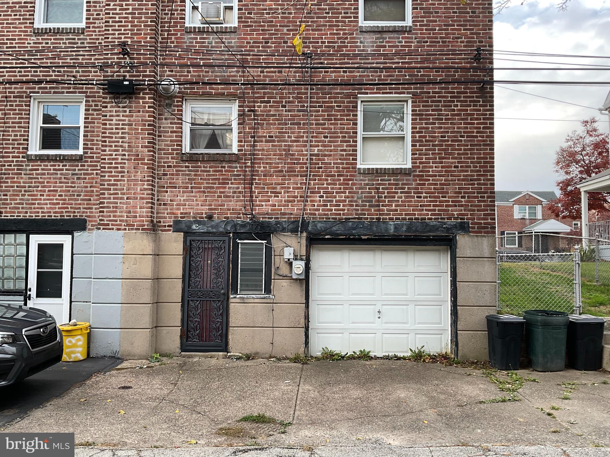 813 Arbor Road Lansdowne, PA 19050 - Photo 9 of 15 a front view of a house with a garden