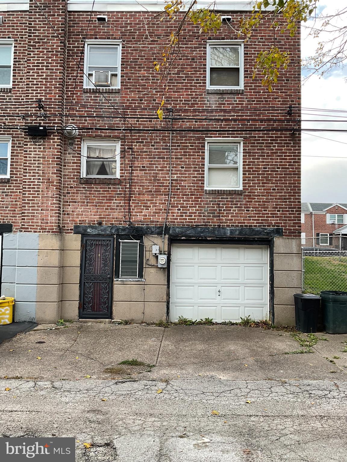 813 Arbor Road Lansdowne, PA 19050 - Photo 10 of 15 a front view of a house with a yard
