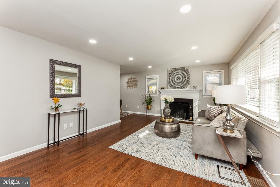 6726 Queens Road Alexandria, VA 22306 - Photo 5 of 36 Gallery Image 5