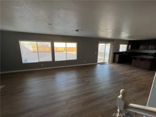 $2,500 | 14465 Gila Bend Court, Adelanto, CA 92301