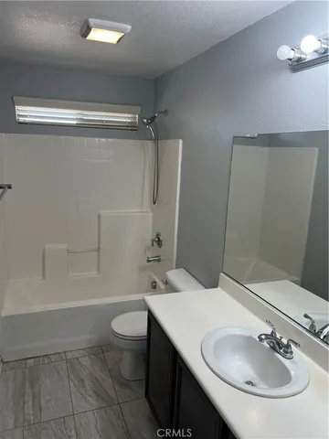 $2,500 | 14465 Gila Bend Court, Adelanto, CA 92301