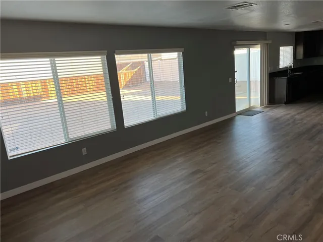 $2,500 | 14465 Gila Bend Court, Adelanto, CA 92301