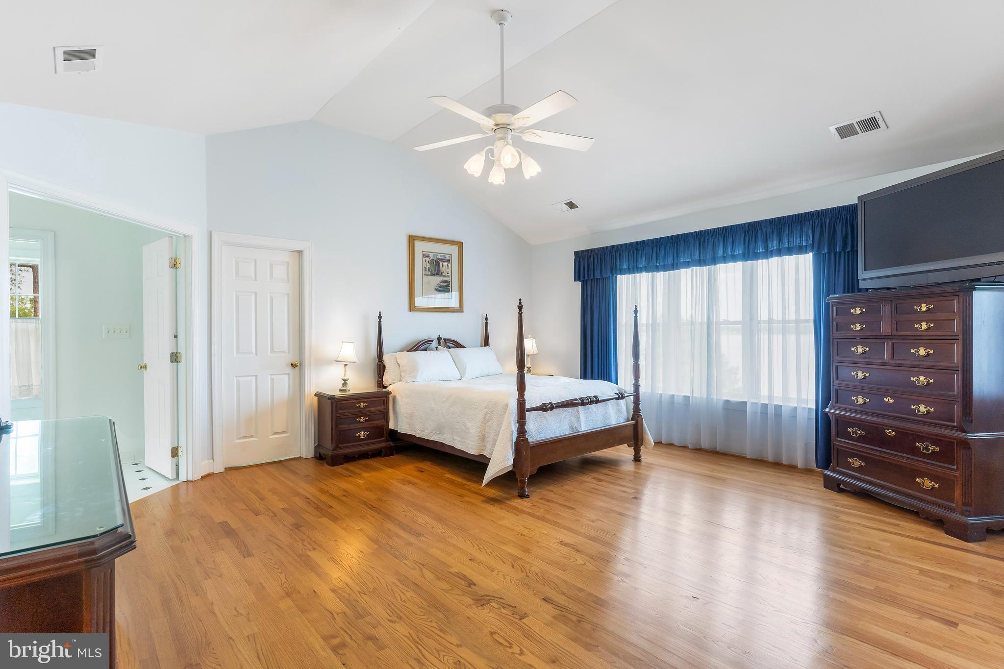 3337 Roseland Road King George, VA 22485 - Photo 27 of 54 Spacious upper level primary bedroom