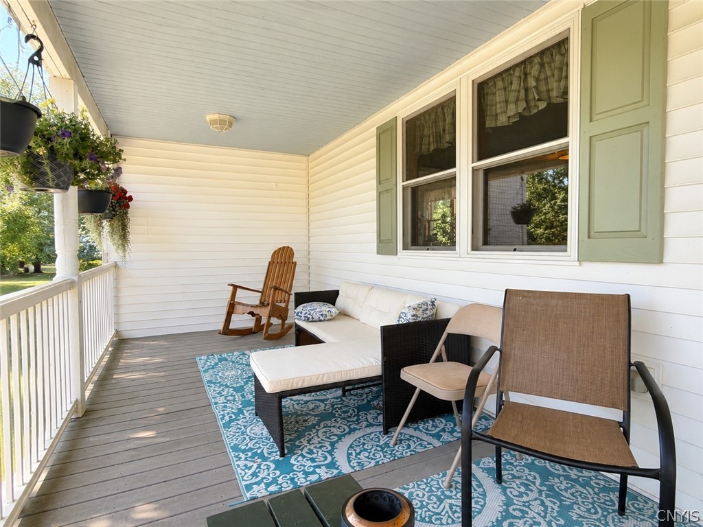 373 Luce Road Lansing, NY 13073 - Photo 5 of 35