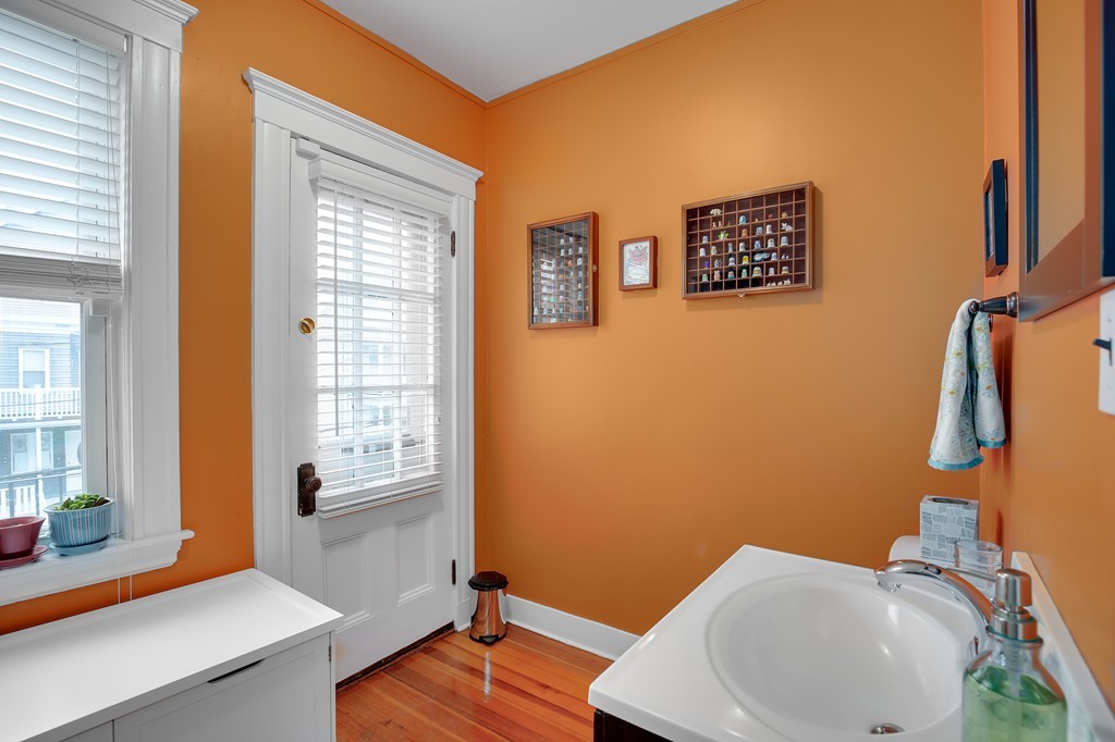 59 Kenmere Road, Unit B Medford, MA 02155 - Photo 12 of 25 Gallery Image 12