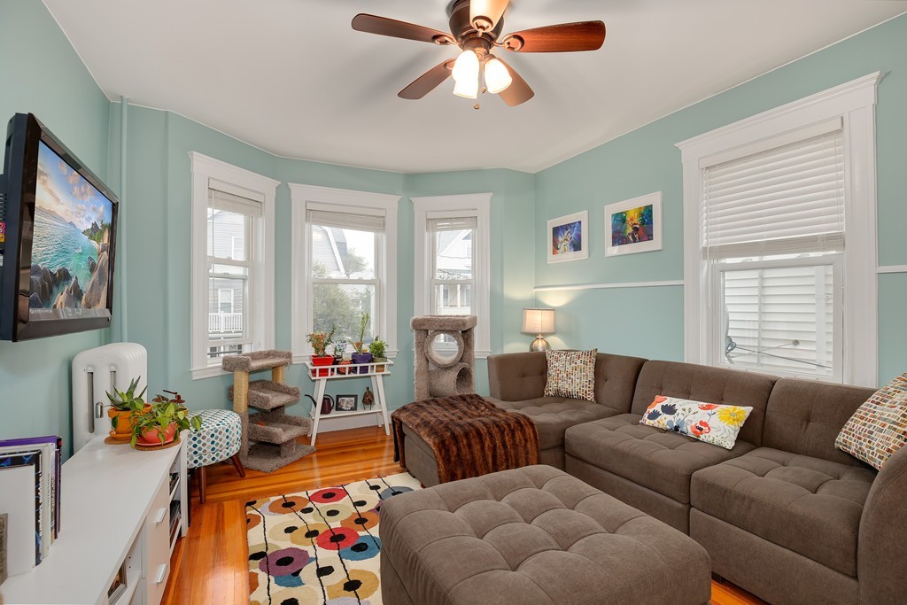 59 Kenmere Road, Unit B Medford, MA 02155 - Photo 5 of 25 Gallery Image 5
