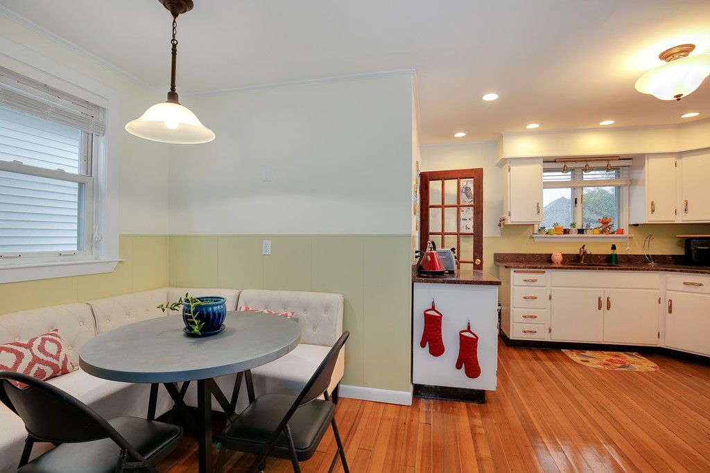 59 Kenmere Road, Unit B Medford, MA 02155 - Photo 8 of 25 Gallery Image 8