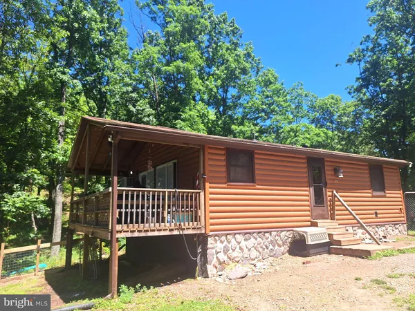 $215,000 | 71 Trapper Ridge Lane, Hedgesville, WV 25427