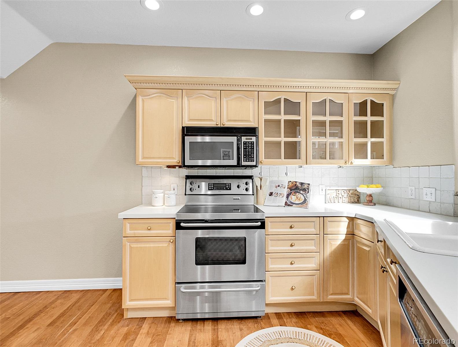 568 Ridgeside Drive Golden, CO 80401 - Photo 11 of 48