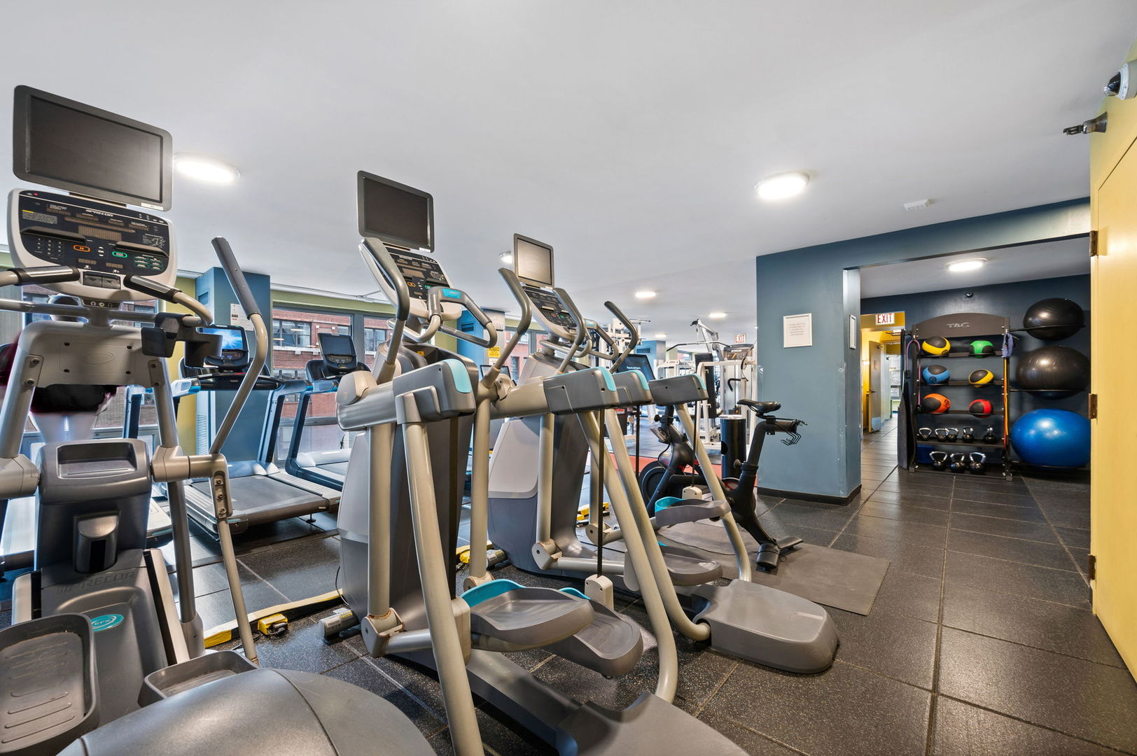 440 North Wabash Avenue, Unit 1406 Chicago, IL 60611 - Photo 20 of 21