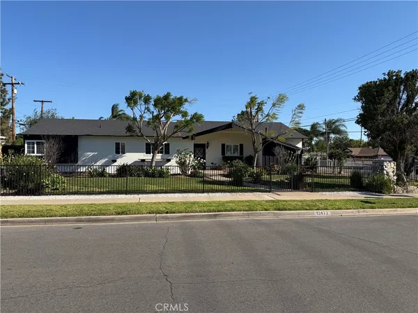 $1,749,888 | 12472 Woodlawn Avenue, North Tustin, CA 92780