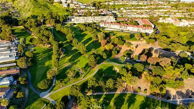 $399,000 | 2275 West 25th Street, Unit 191, San Pedro, CA 90732