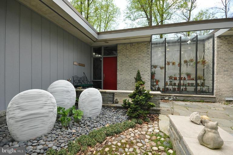 7100 Pyle Road Bethesda, MD 20817 - Photo 2 of 4 Exterior #2