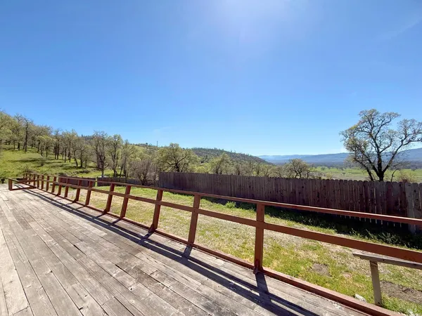 $299,900 | 27150 Mendocino Pass Road, Covelo, CA 95428