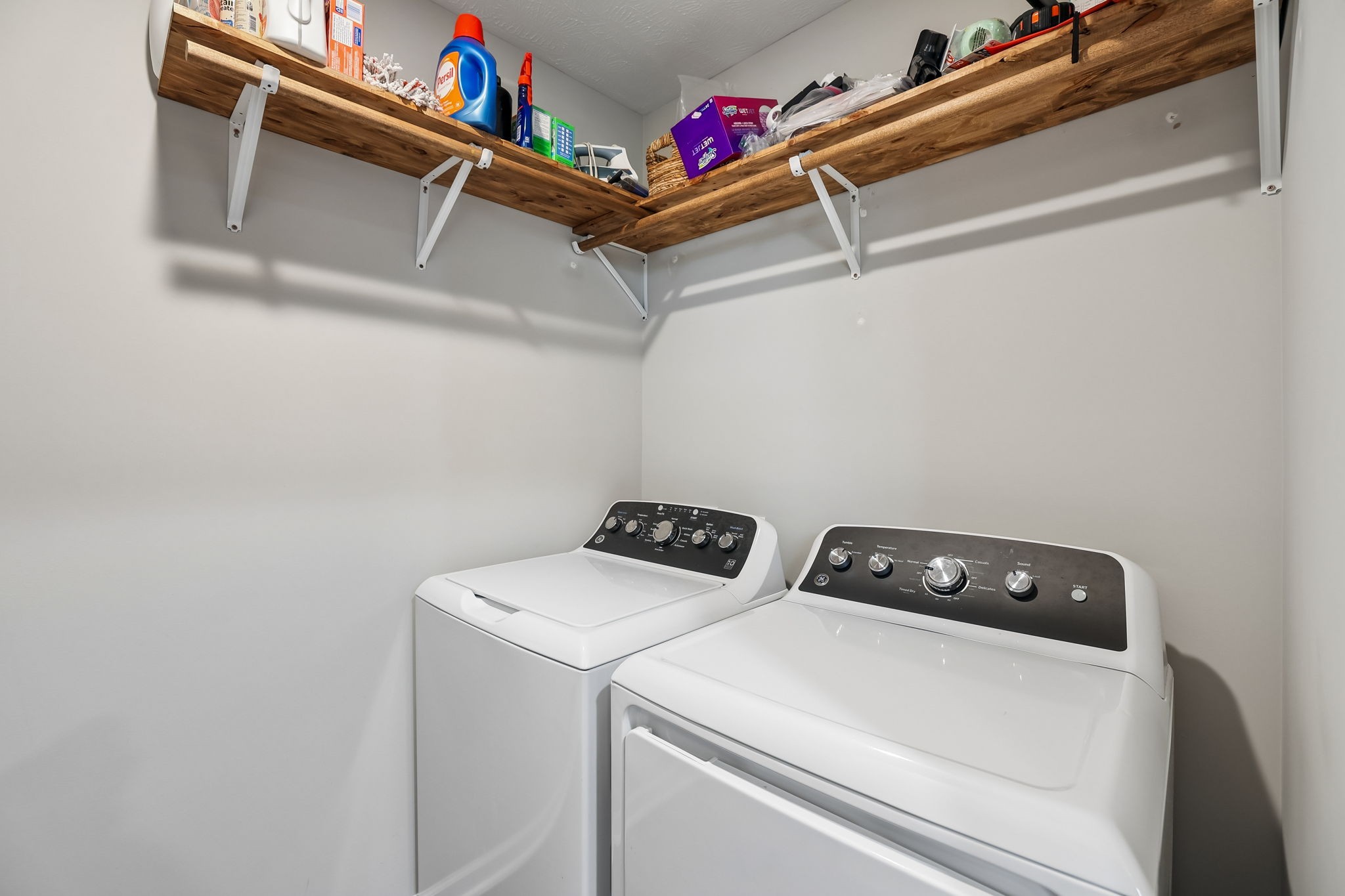 1715 Old Belfast Road Lewisburg, TN 37091 - Photo 23 of 42 a utility room with dryer and washer
