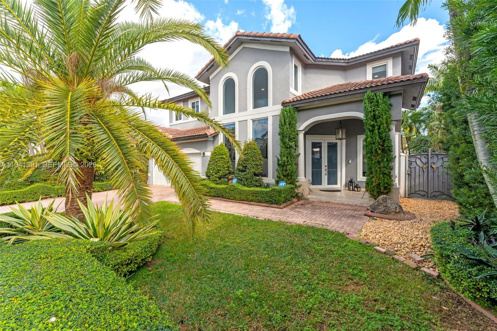 3061 Southwest 147th Court Miami, FL 33185 - Photo 3 of 38