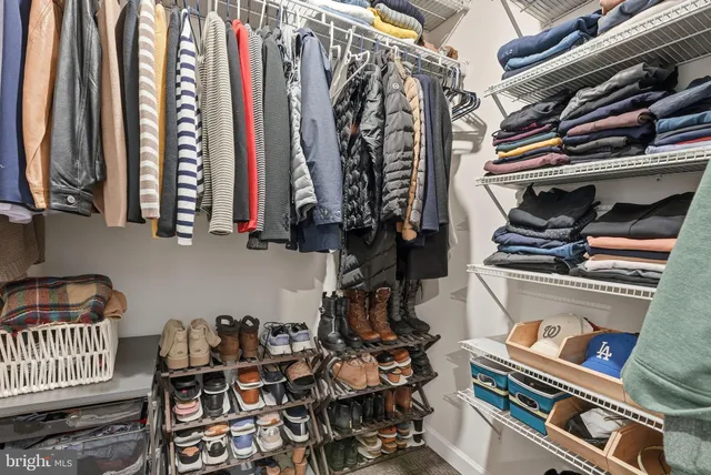 $625,000 | 12916 Sunrise Ridge Alley, Unit 63, Herndon, VA 20171