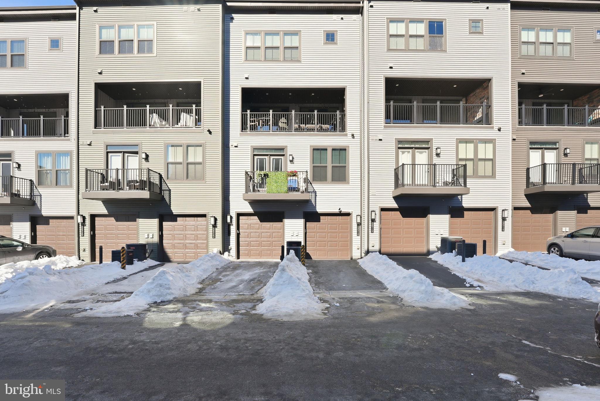 12916 Sunrise Ridge Alley, Unit 63 Herndon, VA 20171 - Photo 32 of 39