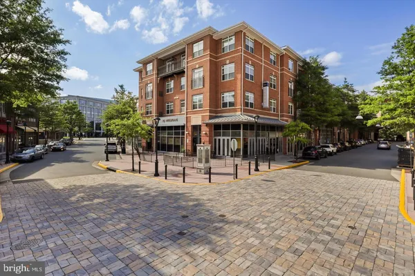 $588,900 | 12916 Sunrise Ridge Alley, Unit 63, Herndon, VA 20171