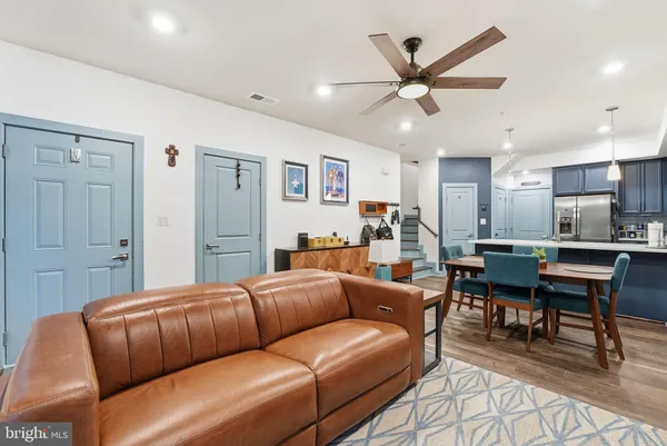 $588,800 | 12916 Sunrise Ridge Alley, Unit 63, Herndon, VA 20171