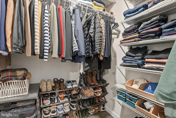 $588,800 | 12916 Sunrise Ridge Alley, Unit 63, Herndon, VA 20171