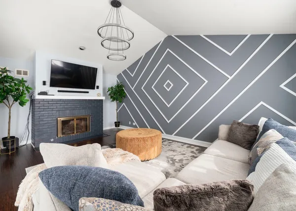 $3,750 | 1211 Diane Lane, Elk Grove Village, IL 60007