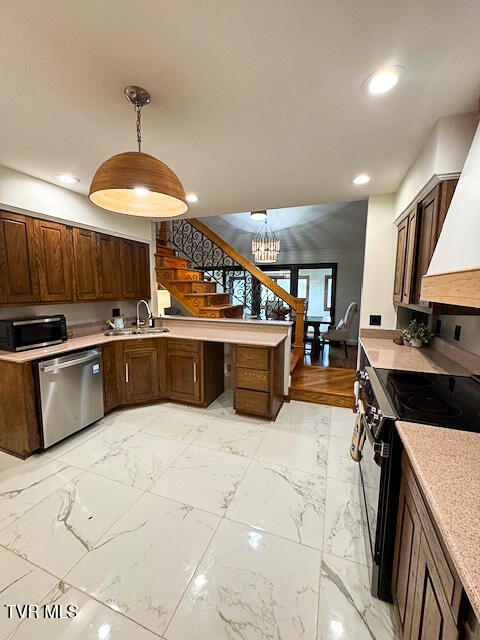 98 Periwinkle Place Kingsport, TN 37660 - Photo 14 of 43 IMG_7447 (2)