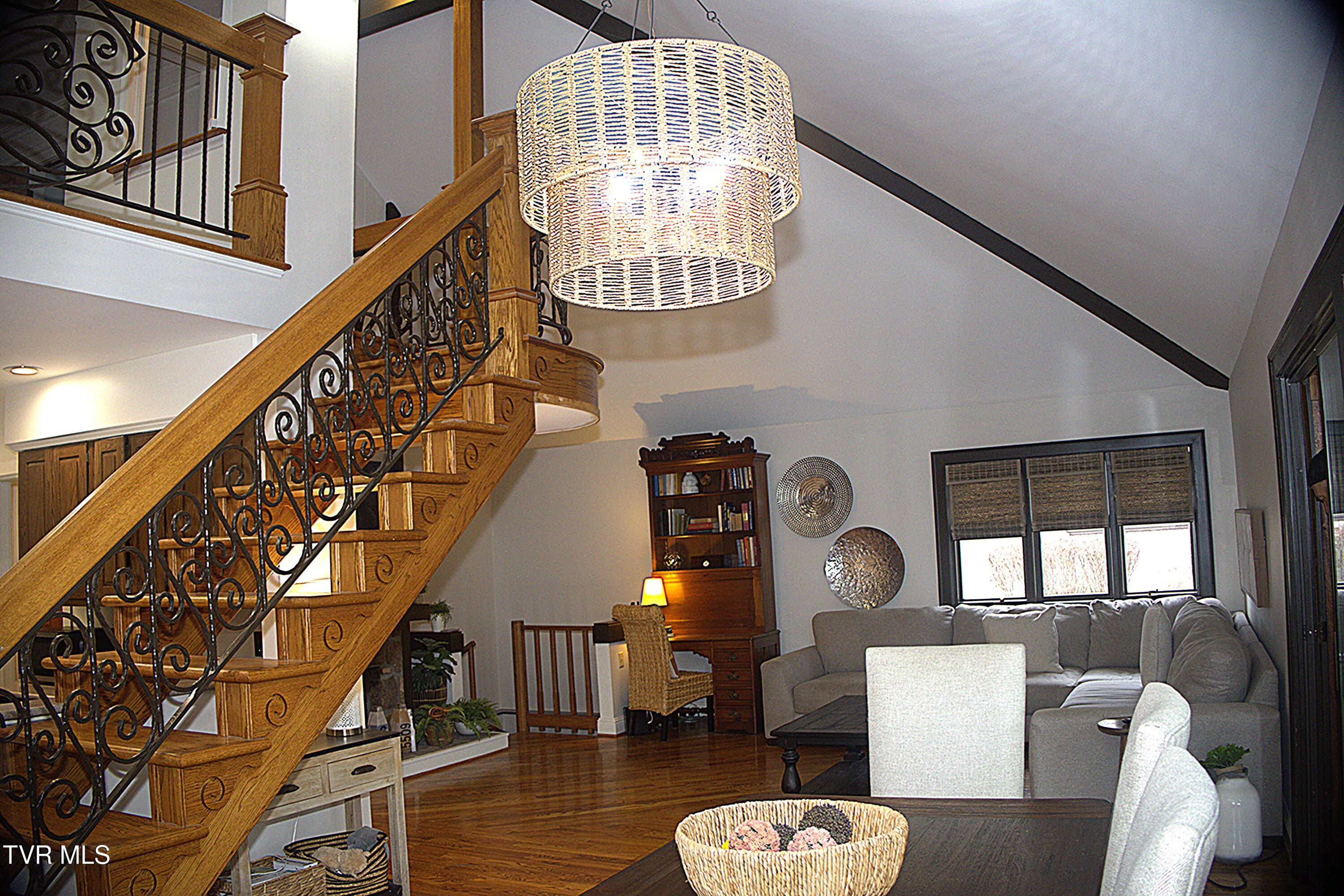 98 Periwinkle Place Kingsport, TN 37660 - Photo 8 of 43 MV4A0837ab