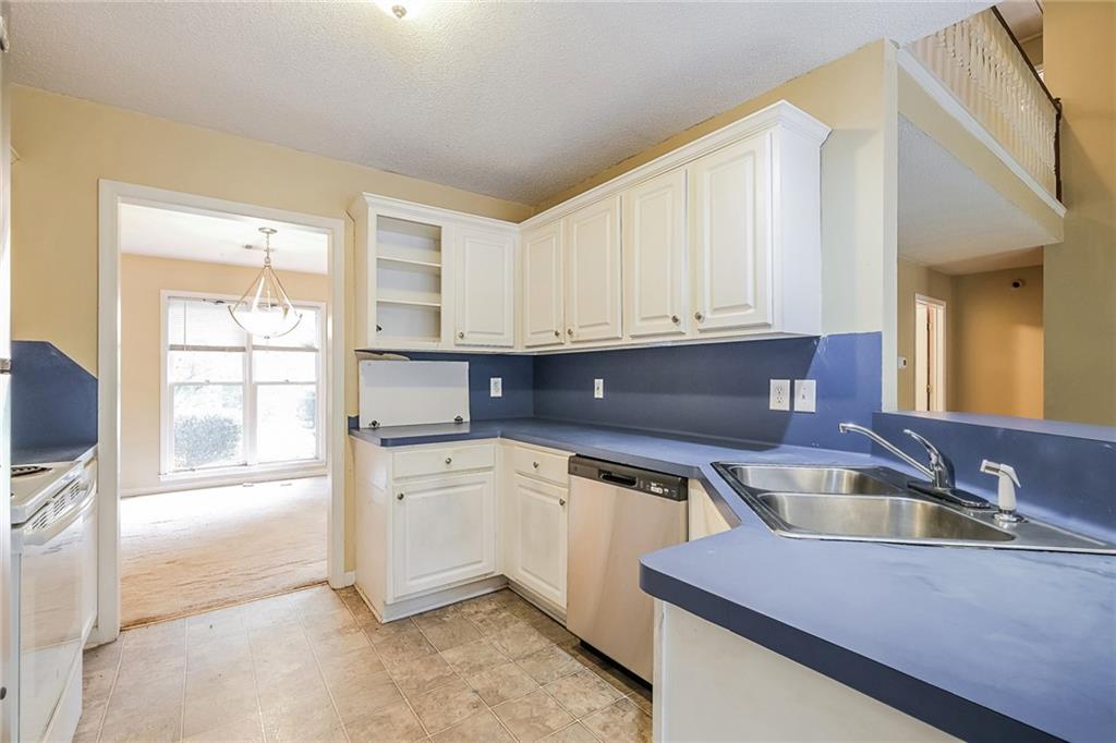 165 Bentley Pl Way Covington, GA 30016 - Photo 10 of 27